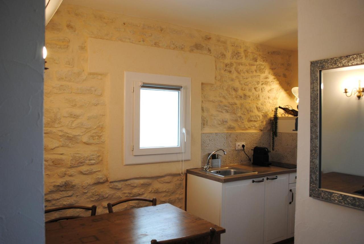 Bed and Breakfast Terre de Bacchus Vacqueyras Esterno foto